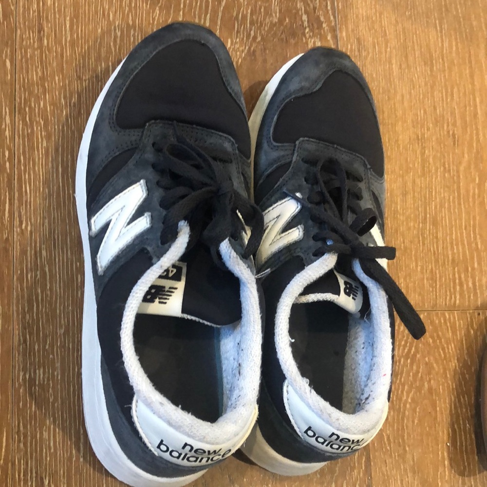 New balance shoes